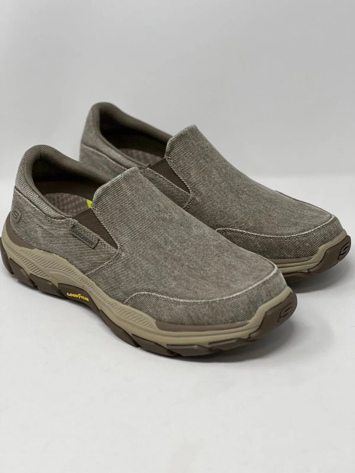 Skechers shoes shops relaxed fit memory foam